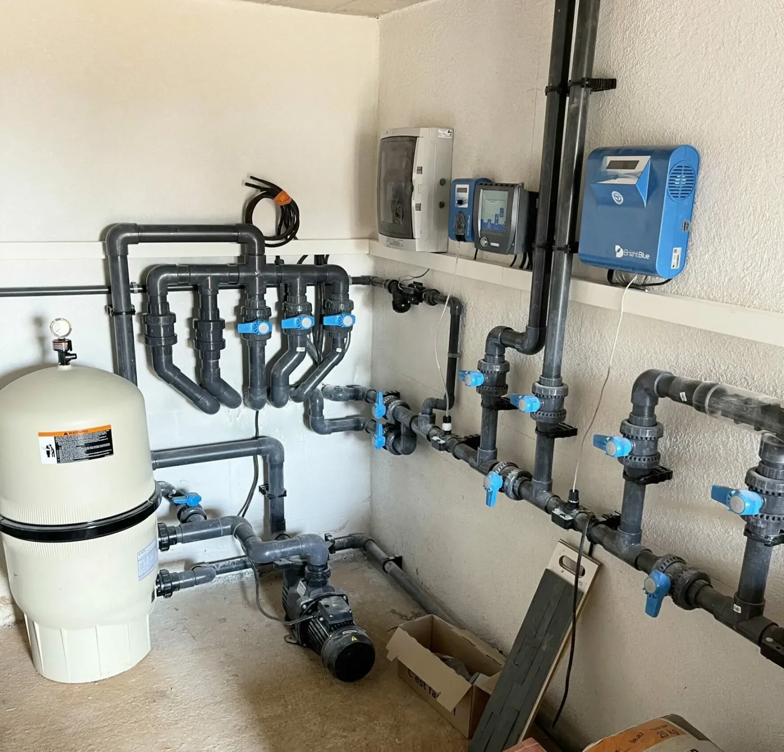 Local technique pompe piscine